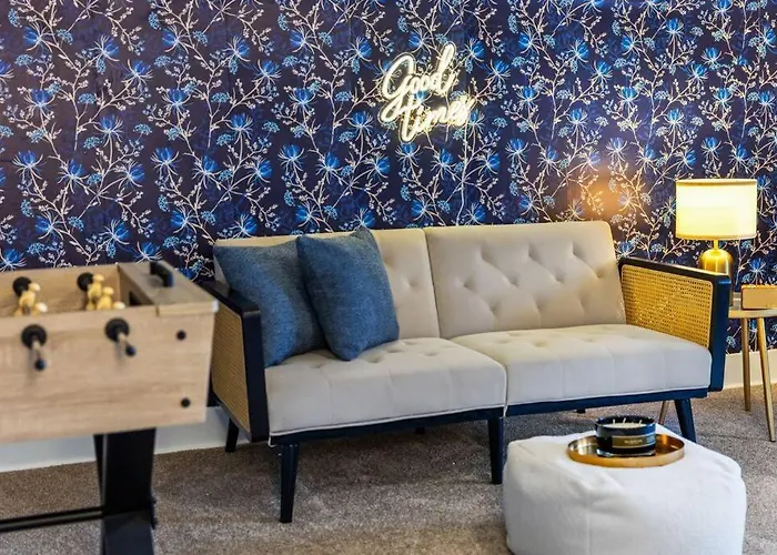Downtown Escape: 3br - Game/movie - Foosball Сasa de vacaciones Pittsburgh